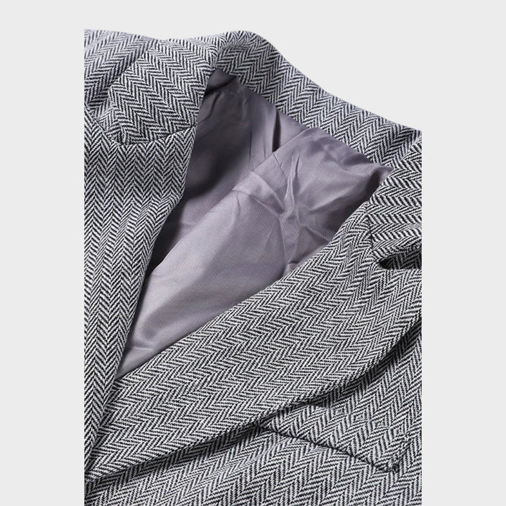 Karolina – Moćni Trodijelni Kostim